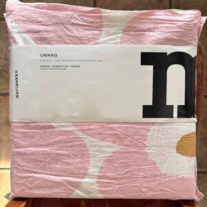 Unikko by Marimekko Organic Cotton Percale Duvet Cover & Shams King Set